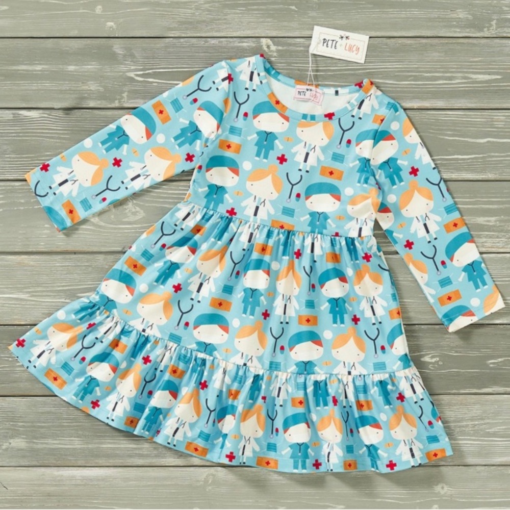 NWT Pete+Lucy Hometown Heros Care Crew Dress